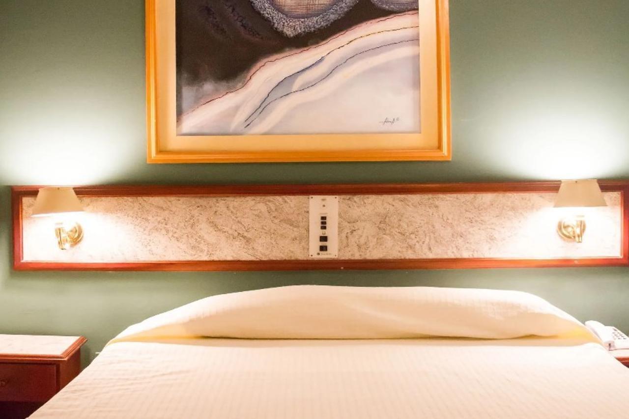 Hotel Del Rey Curitiba By Poty - Na Famosa Rua XV De Novembro ภายนอก รูปภาพ